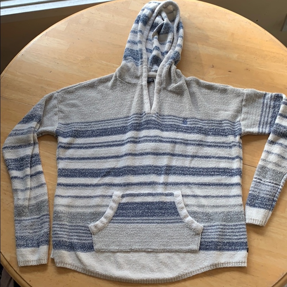 Lira blue and cream beach hoodie.
